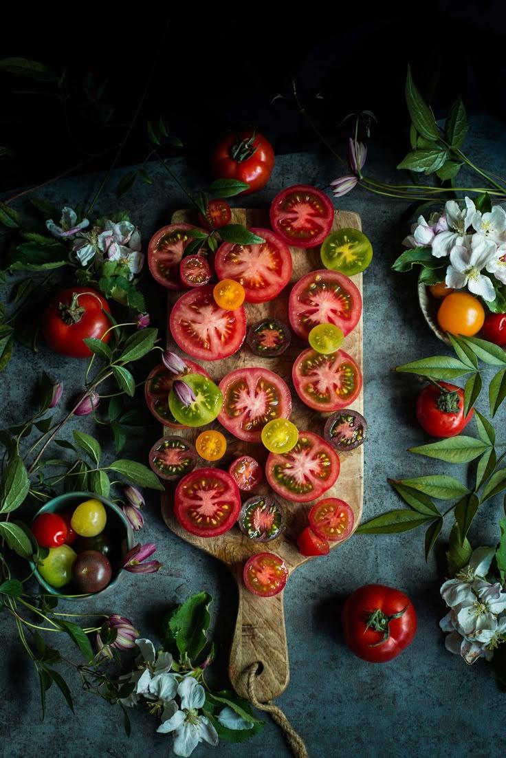 Green Goodness Trove: Farm-Fresh Veggie Pack